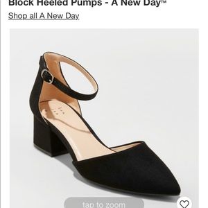 Pointed toe block heel pumps